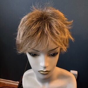 Chic Short Blonde Wig for Women